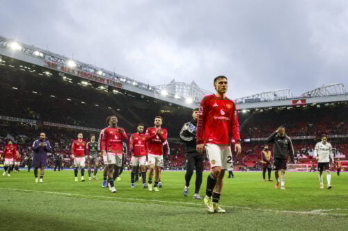 Manchester United står over for en historisk sommerrengøring under Michael Carrick, hvor overskudslageret skal fjernes. Nu er et salg på vej.