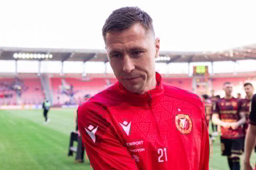 Efter knap fem år og 200 kampe har Lukas Lerager sagt farvel til FCK, mens han nu forholder sig til klubbens forfatning.