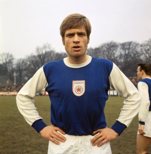 Ingen i Brøndby IF's historie har spillet flere førsteholdskampe end dagens fødselar (67 år), Bjarne Jensen. Her er et portræt af danskeren.