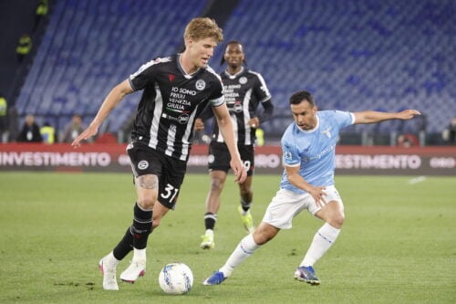 Premier League råder over danske stjerner i form af Mikkel Damsgaard, William Osula og Joachim Andersen, men nu er endnu en på vej.