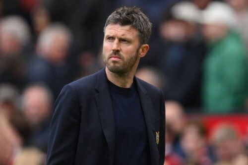 Michael Carrick fortsætter.