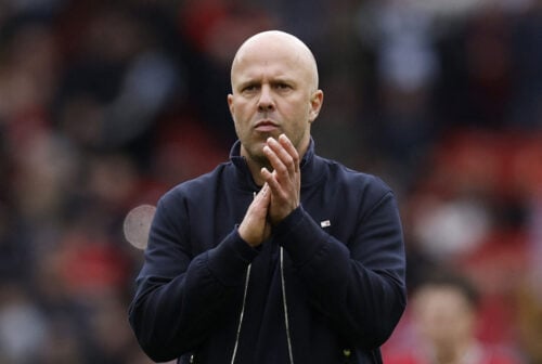 Arne Slot og Liverpool vil sprænge banken for Micky van de Ven.