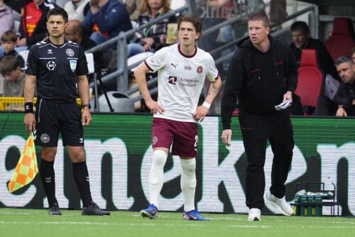 FCM og mesterskabsdrømmene led et alvorligt knæk, hvor et uforløst 0-0-resultat mod FC Nordsjælland sender guldfordelen direkte til AGF.