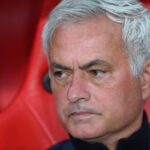José Mourinho er tæt på et opsigtsvækkende comeback i Real Madrid, hvor den mundtlige aftale er på plads. Nu vil han hente tre stjerner.
