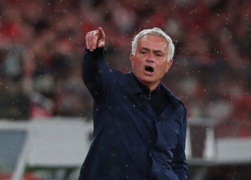 Ifølge flere store medier har José Mourinho indgået en aftale med Real Madrid, mens det første indkøb allerede er på trapperne.