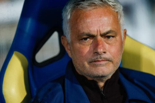 José Mourinho har angiveligt haft held med at overbevise Alessandro Bastoni.