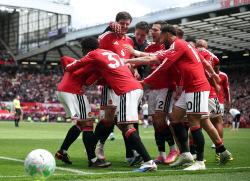 Det dufter af bronze i Manchester United, der søndag vandt med 3-2 over Nottingham Forest i en underholdende kamp i Premier League.
