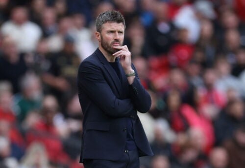 Manchester United fører kapløbet.