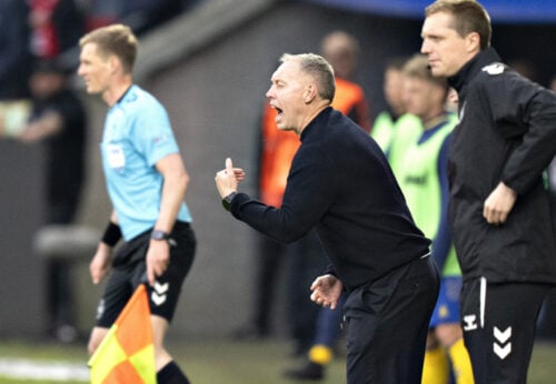 Brøndby står foran sæsonens største kamp mod FCK i derbyet om europæisk fodbold, mens en stjerne synger på sidste vers i klubben.
