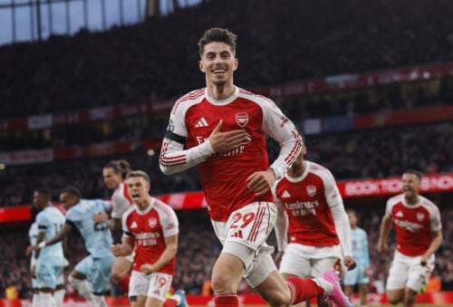 Arsenal har netop sikret deres første engelske mesterskab i 22 år, hvilket er blevet fejret i stor stil blandt alle i truppen.