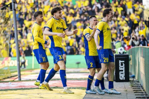 Nye videobilleder har nu kastet endnu mere benzin på det enorme VAR-drama fra derbyet mellem Brøndby og F.C. København.