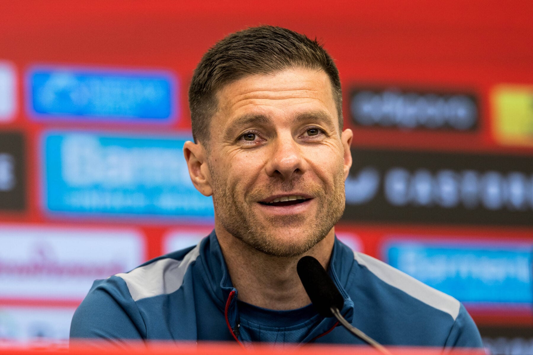 Xabi Alonso ser ud til at være tæt på et nyt stort kapitel i sin trænerkarriere, hvor turen går tilbage til Premier League.