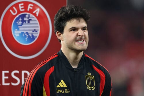 Manchester United har angiveligt sat Senne Lammens til salg.