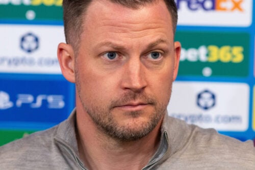 Jacob Neestrup bringes i spil til jobbet.