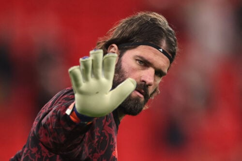Et opsigtsvækkende sommerskifte kan være under opsejling, da Juventus intensiverer jagten på Liverpools stjernemålmand Alisson Becker.