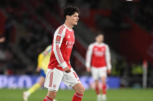 Christian Nørgaard står foran en sommer, der kan blive et afgørende vendepunkt i karrieren. Nu giver Arsenal grønt lys til en transfer.