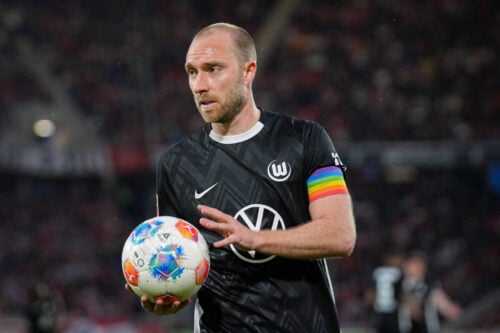 Wolfsburg fik kun ét point i en vigtig bundkamp mod Freiburg efter 1-1-kampen, hvor Christian Eriksen gjorde sig positivt bemærket.
