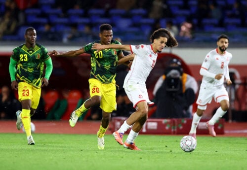 Mamadou Sangaré er en spiller, som Manchester United vil byde på.