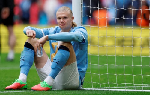Erling Haaland bliver angiveligt i Manchester City.