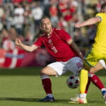 Bekymringen for Christian Eriksen er fortsat stor, efter at den danske profil kollapsede under Danmarks testkamp mod Ukraine søndag aften.