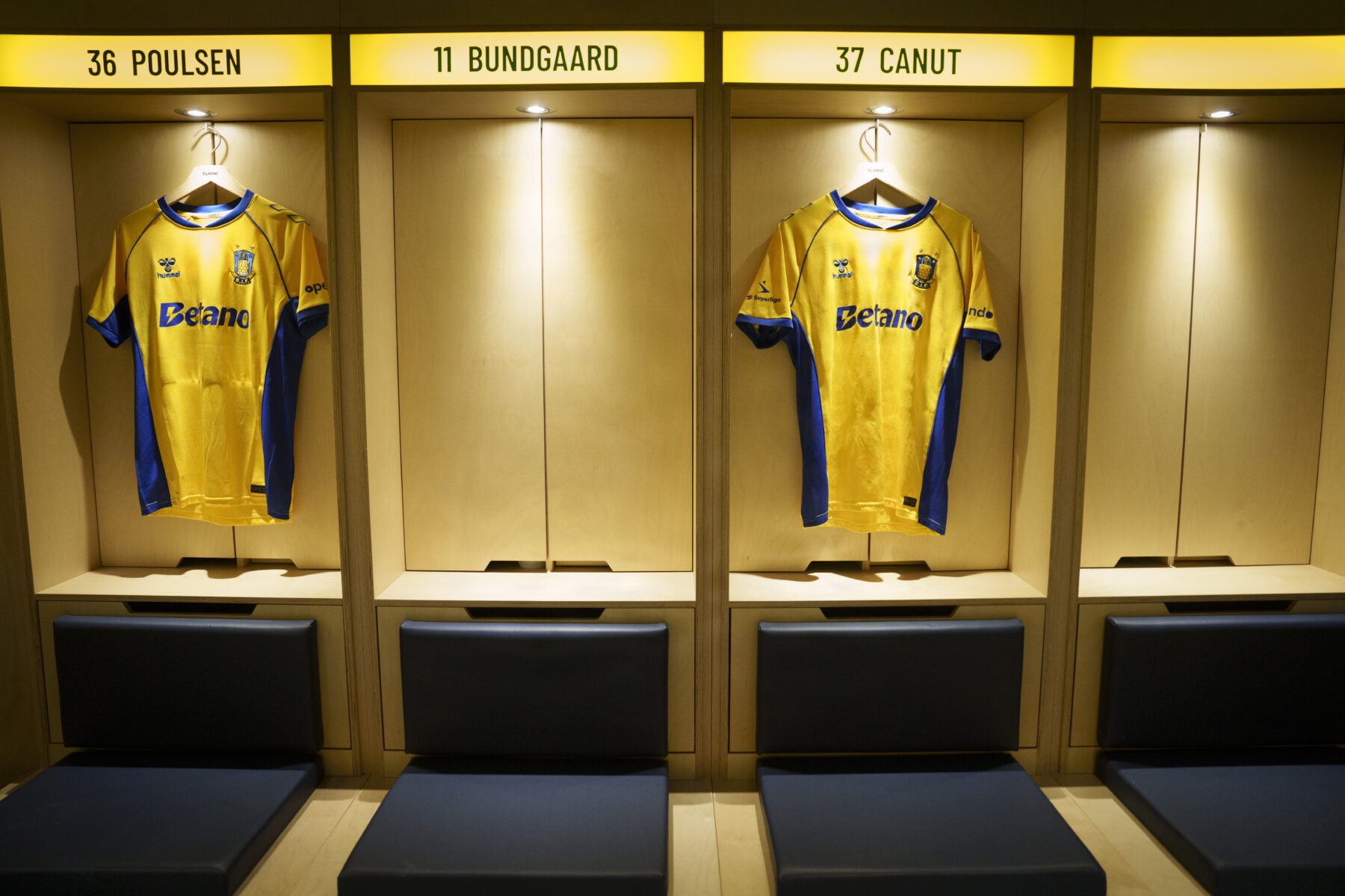 Brøndby og AGF i transferduel.
