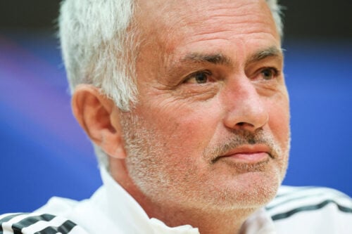 Det er nu en kendsgerning, at José Mourinho snupper en stor Premier League-stjerne med til Real Madrid. Klubben har bekræftet.