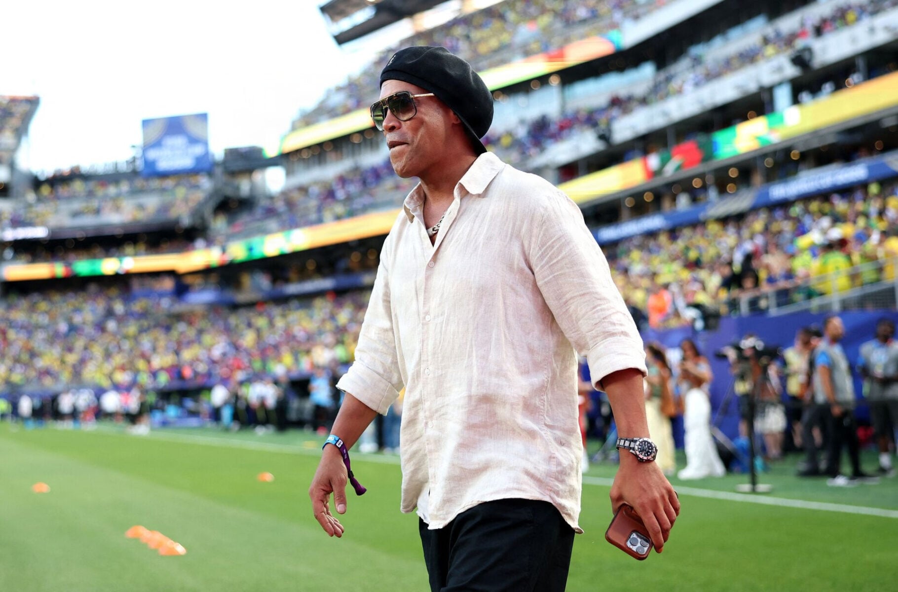 Selvom Ronaldinho har rundet de 46 år, er han nu klar til et opsigtsvækkende comeback.
