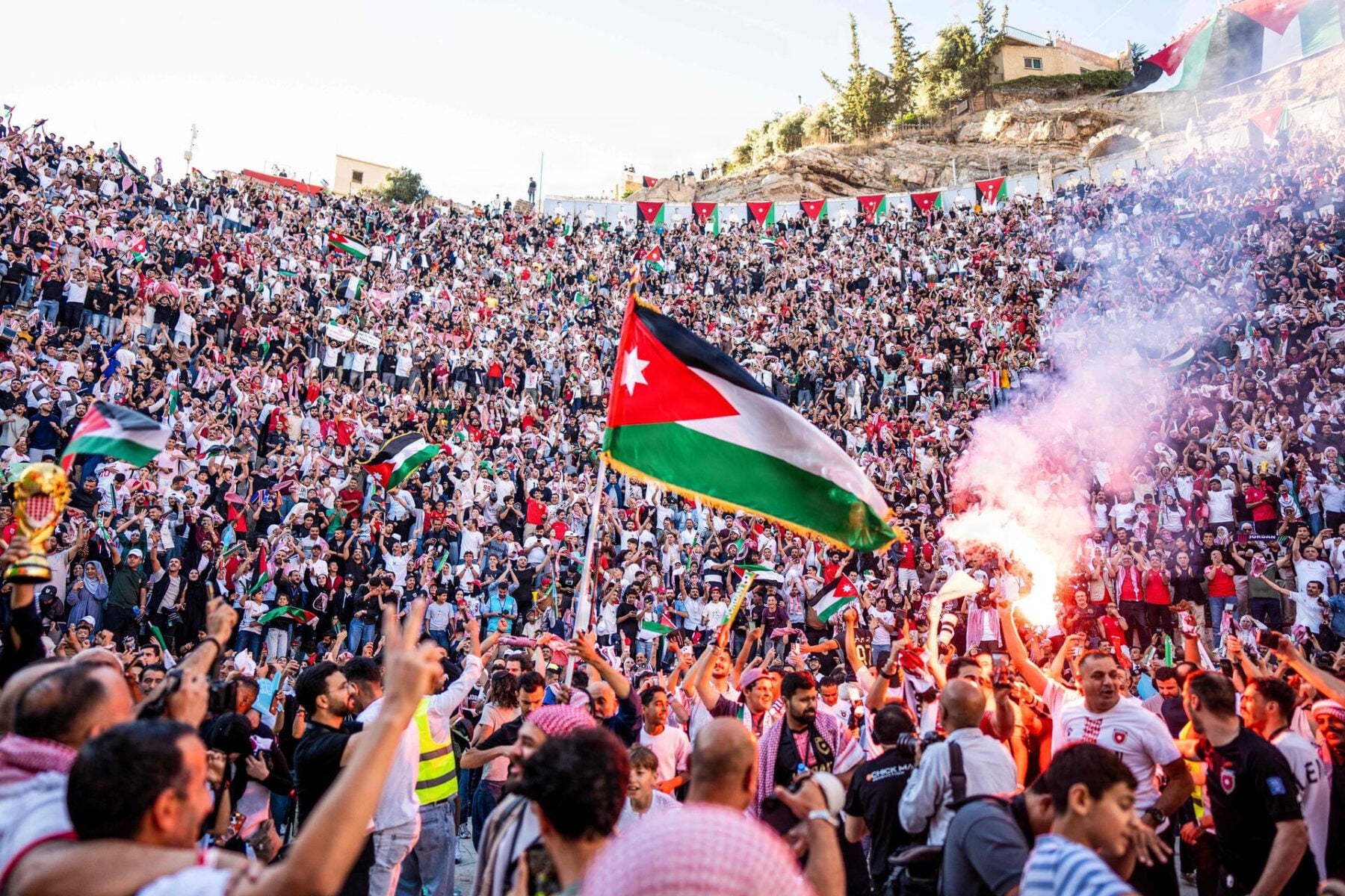 Fem nationer, herunder Jordan, er røget ud af VM 2026 allerede inden sidste gruppespilskamp.