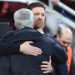 Chelsea ser ud til at have sikret sig sommerens første store transfer under Xabi Alonso. Nu bryder den nye stjerne omsider tavsheden.