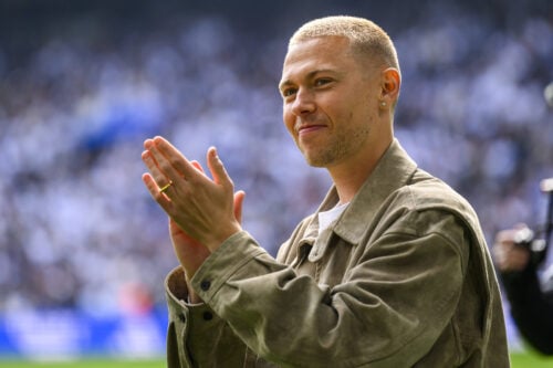 En af dansk fodbolds mest omdiskuterede topspillere, den offensive midtbanespiller Viktor Fischer har fødselsdag i dag.