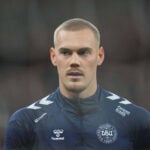 Filip Jørgensen ser ud til at stå over for et afgørende karrierevalg denne sommer. Nu kan danskeren alligevel blive i Premier League.