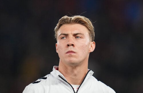 Rasmus Højlund bliver drillet i Napoli.