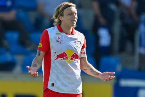 Mads Bidstrup er kommet et stort skridt tættere på et af karrierens mest markante adresseændringer. Det skriver Sky Sport.