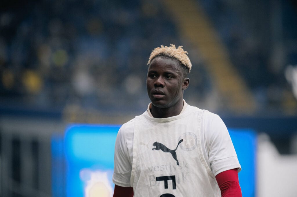 Franculino Djú er fortsat én af de mest eftertragtede spillere i FC Midtjyllands ulveflok. Nu blusser transferrygterne op på ny.