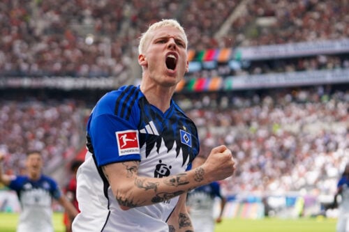 Albert Grønbæk er få detaljer fra et skifte til HSV.
