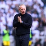 Et dramatisk kollaps har ramt managerkarrusellen, som får betydning for Steve Cooper. Waliseren kan nu lande et andet job.
