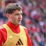 Robert Skov står ved karrierens mest afgørende skillevej, hvor et comeback til Superligaen for alvor lurer i kulissen.