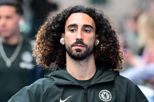 Xabi Alonso og Chelsea må vinke farvel til Marc Cucurella, som er på vej til Real Madrid. Den spanske cheftræner tager nu akut hævn.