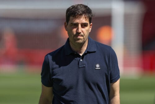 Andoni Iraola og Liverpool er på jagt efter guldfugl.