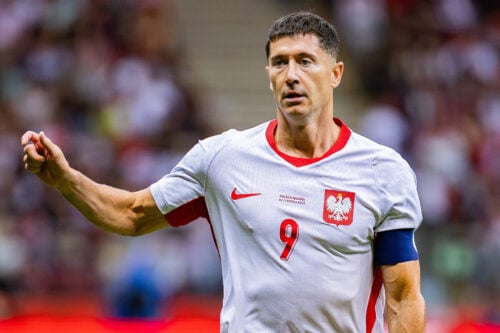 Robert Lewandowski laver chokskifte.