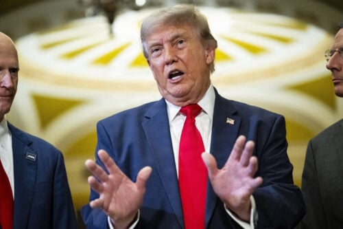 Donald Trump roser nu FIFA for at omgøre VM-beslutningen.