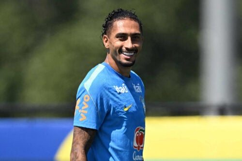 Mens rygterne om et kæmpeskifte bliver ved med at tage til, har FC Barcelona nu sendt et meget tydeligt budskab om Raphinha.
