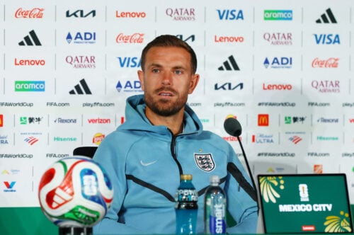England er videre til VM-kvartfinalen efter den dramatiske 3-2-sejr over Mexico, men det bliver uden Jordan Henderson.