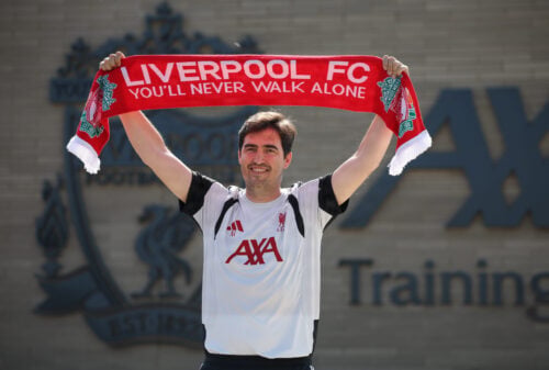 Liverpool har kurs mod en markant forvandling under Andoni Iraola. Her er den nye startopstilling efter nye stjerneindkøb.