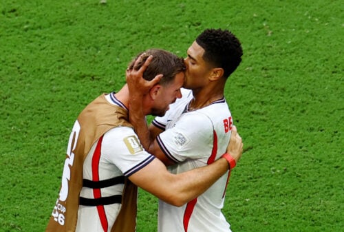 England sluttede VM med en underholdende 6-4-sejr over Frankrig i bronzekampen, men særligt en spiller får nu vild kritik.