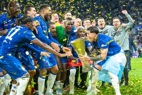 Aston Villa vil hente Nicolas Jackson i Chelsea.