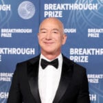 Jeff Bezos kan købe sig ind i Liverpool.