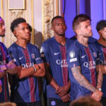 Paris Saint-Germain sælger til Atlético Madrid.