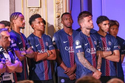 Paris Saint-Germain sælger til Atlético Madrid.