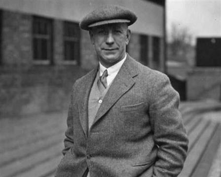 Major Frank Buckley der bl.a. gav Westcott og co. i Wolves indsprøjtninger med abe-hormoner.